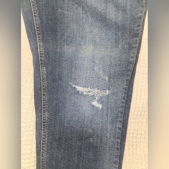 Maurices women's destructed jean size 18 - Picture 2 of 6